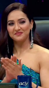 Falak se taur kar Dekho sitare log lae Hain🥰❤Indian idol Stage show 🥰Is Garib Larka aur Ladki ne aisha gana Gaya Rato Raat viral ho gaya #alamgirh11 #trending #fbreels #shorts #foryou #trendingreels #viral | Alamgir Hossain