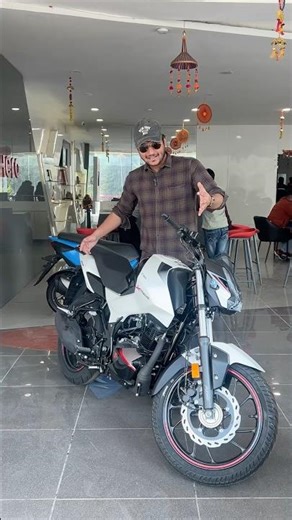 Hero Xtreme 160R , The Key player from Hero Motorcycles.