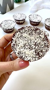 933K views · 6.6K reactions | These bounty bar cups are a fun take on a bounty bar. These only have a few unprocessed ingredients and only 3 simple steps to make them. Being refined sugar free, gluten free and no-bake makes them even simpler. | Helen Ridgeway Nutrition | Facebook