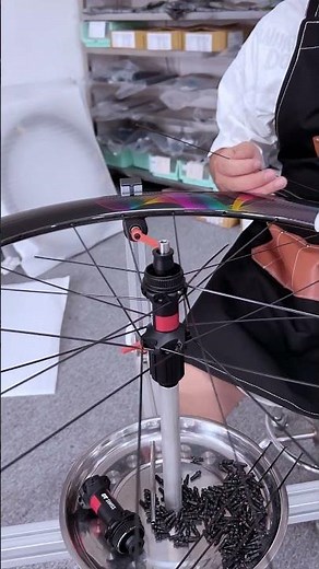 How to build a 24 spoke wheel manually？#icancycling