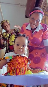 Aww so cute. That’s the idea. It’s a family jolly song. Pls send your bank details. 1 Million Naira for your family. Thanks ❤️ . . @debbyscorner We’ve been vibing to @mavinrecords #overdose since it’s release and offcus I dragged everyone to join me do a video 🥳🥳 @ayo_brownie get ready to be seeing more of my shekeleke leg work 💃🏽💃🏽 #madtunes #marvin #donjazz #ladipo #ariaster # | Don Jazzy