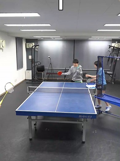 190キロのスマッシュを返す方法