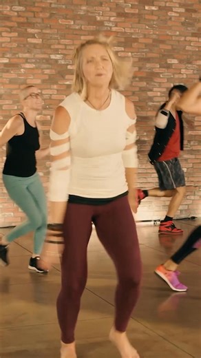 16K views · 271 reactions | Challenge yourself—not with rules or reps, but with the freedom of moving your way. The kind that shows up when you groove big and step into your power. Movement doesn’t need rules. It just needs YOU. So jump in and let your body show you what it’s made of. | Body Groove | Facebook