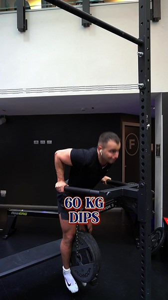 Lightweight 🦍 #dips #gymtok #chestworkout