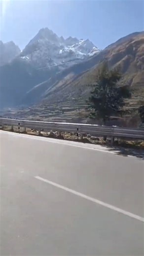 #Zindgi pyar ka geet hai #Lata Mangeshkar