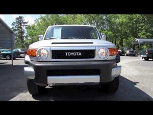 Short Takes: 2008 Toyota FJ Cruiser (Start Up, Engine, Full Tour)