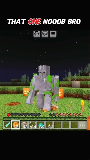IRON GOLAM VS ZOMBIE ? #minecraft #minecraftshorts #viralshorts