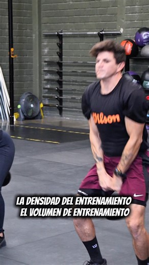 Tu rendimiento no se mide solo con números en una pantalla. Un buen entrenamiento depende de cómo te mueves, cómo progresas y cómo se adapta tu plan a ti. La tecnología puede ayudar, pero tu cuerpo siempre será el dato más importante. 🔥💪 #EntrenamientoInteligente #ProgresoReal #PrivateWorkout #EntrenamientoPersonalizado #FuerzaFuncional #MovimientoConsciente #AdultosActivos #EntrenaConPropósito | Private Workout