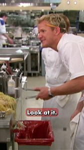 look... Look... LOOK! #HellsKitchen #GordonRamsay | Hell's Kitchen USA