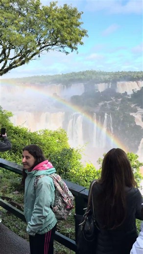 UM DIA PELAS CATARATAS DO IGUAÇU 🍃 #kombi #motorhome #fozdoiguaçu #cataratas #viagem
