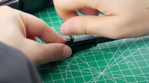 Dial Indicator Bore Gauge with 0.7"-6"/0.0005" Measuring Range Dial Bore Gauge Set with 23PCS Anvils & 6" Measuring Depth for Engine Cylinder Deep Engine Hole Cylinder Measurement Gage