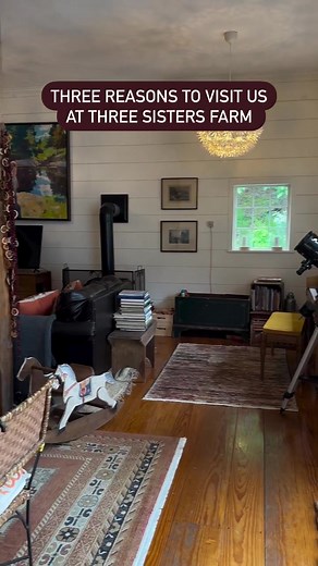 There are countless reasons to stay at the farmhouse, but here are a few of them! 🏡❤️ 📍 @threesistersfarmmaine 📸 @pete.curialle #threesistersfarm #threesistesrfarmmaine #maineairbnb #visitmaine #exploremaine #fallinmaine #midcoastmainefall #visitmidcoastmaine #mainetravel #farmhousecharm #stayawhile #lifeatthefarmhouse