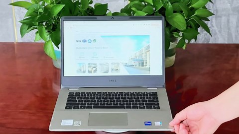 Amazon.com: ZOEGAA Magnetic 12.5 Inch Laptop Privacy Screen Filter, for Removable & Reusable 16:9 Widescreen Display Laptop Privacy Screen 12.5 inch and Anti-Spy Anti-Blue Light Anti-Glare Protector : Electronics