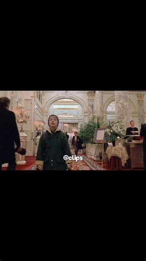 CLIPS on Instagram: "🐦 Interesting fact: Home Alone 2: Lost in New York (1992) — The famous “pigeon attack” on the Sticky Bandits was even more intense for the actors than it looked on screen. To get hundreds of real pigeons to swarm Daniel Stern (Marv), the production team covered him from head to toe in real birdseed. During the chaos, a pigeon actually flew directly into Stern’s mouth, making his iconic “girly scream” in that scene very much a real reaction. The film also featured a cameo fr