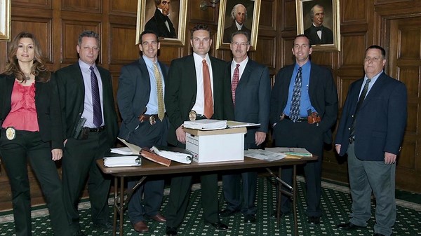 Bloodline Detectives hosted by Nancy Grace Season 4 Episode 1 The Phoenix Canal Killer