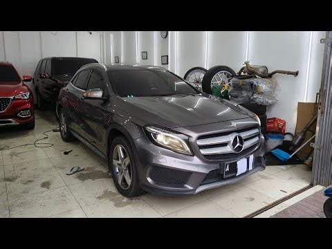 SMALLEST MERCEDES SUV. Review Mercedes-Benz GLA200 2016 W156