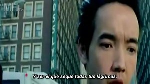 The Reason (en español: La razón) es un sencillo lanzado el 1 de marzo de 2004 por la banda estadounidense de post-grunge Hoobastank, en su álbum de mismo nombre The Reason (2003). La canción se convirtió en un éxito comercial, llegando al número 2 en el Billboard Hot 100, y número 1 en Modern Rock Tracks. Además, llegó a listas en México e Italia. Estuvo nominada para el Premio Grammy a la mejor canción del año en la 47°. edición anual de los premios Grammy. | Baúl del Tiempo