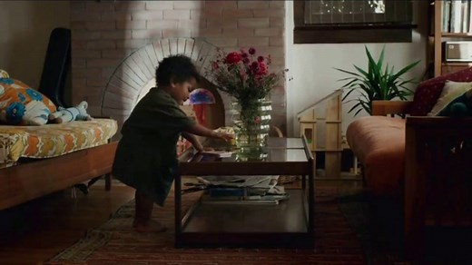 Apple iPhone 13 TV Spot, 'Run Baby Run' Song by Leikeli47