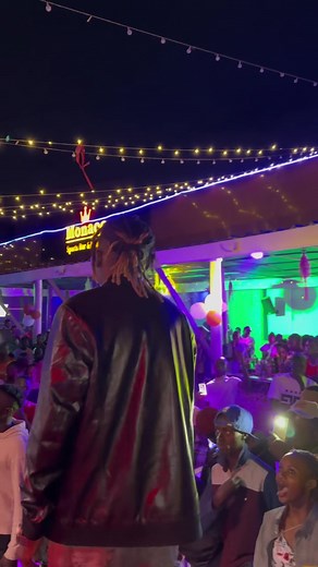 Exploring the Dance Visual Effects and Styles