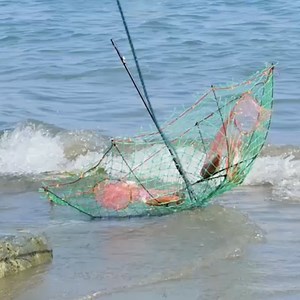 66K views · 104 reactions | Ripped Umbrella? Make a Budget-Friendly Fishing Net! #fblifestyle | 5-Minute Crafts Teens | Facebook