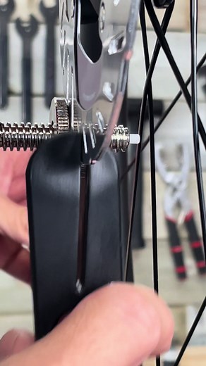 Disc Brake Rotor Alignment Guide for Smooth Cycling | Bike Maintenance Tips