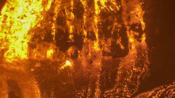 Kilauea Volcano's Lava Creates Stunning Show of Color