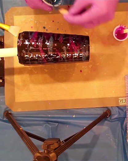 Galaxy Glitter Tumbler Tutorial using Holographic Vinyl Mica and Epoxy Tumbler