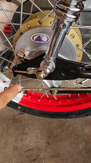 8.6M views · 131K reactions | Mejora la seguridad y la estetica de tu moto. | 4K Racing | Facebook