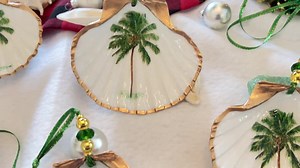 Decoupage Scallop Shell Ornament: Palm Tree Coastal Decor, Christmas Ornament - Etsy