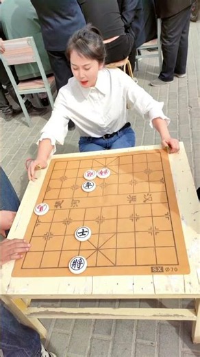 #XiangqiEndgame #Xiangqi #HiddenMaster The Horse Tramples the Central Plains