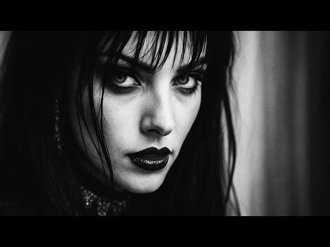 Anne Bloom - MOONLIGHTING // Darkwave, Post Punk