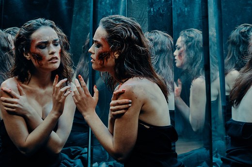 Film Genre Analysis: What Sets Horror And Thriller Apart? - FilmDaft