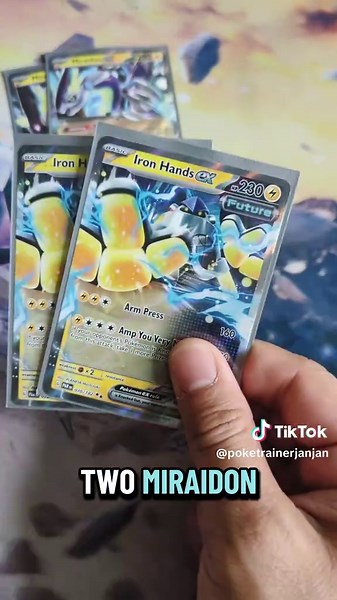 Exploring Mega Manectric Ex in the Mega Evolutions Set