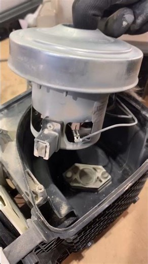 Keep ignoring your filters… and this happens 🫣 #bagless #vacuum #cleaner #filter #dust #repair