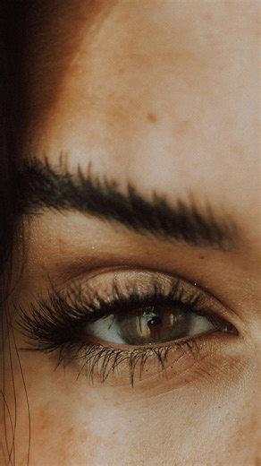 Apogée | Le post-opératoire de la blépharoplastie : déroulé et différences entre blépharoplastie supérieure et inférieure. Prendre rendez-vous... | Instagram