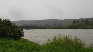 An early look at the Kaniere bridge 10-11-2019 The river is bank to bank but still has a way to go to be any sort of problem. Should ease after lunch Time for breakfast i reckon. | The Coasters Club