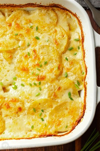 27K views · 565 reactions | Creamy Au Gratin Potatoes are an easy, impressive side dish and everyone looks forward to it. Recipe: https://natashaskitchen.com/au-gratin-potatoes/ | NatashasKitchen.com | Facebook