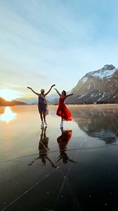 ✨⛸️ Our kind of sunday stroll… Dreamy ice skating conditions ask for dressing up 💃🏼 #iceskating #figureskating #ice #sunset #frozenlake | Michaelacarrot