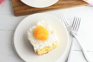 Easy Pig Pickin' Cake - BubbaPie