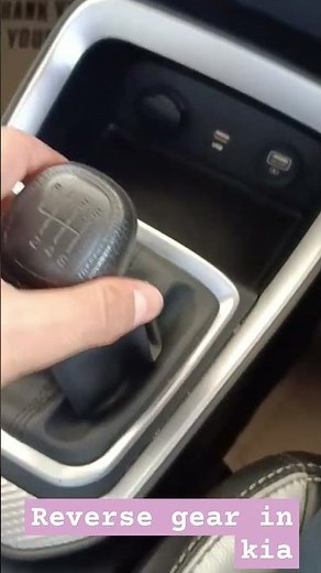 Reverse gear shifting in Kia Sonet #kia #kiaindia #kiaseltos #kiacarnival2023 #automobile