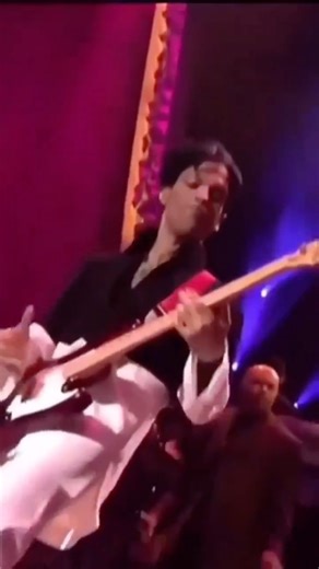 Here's Prince tearing it up on bass for your Friday | Bass Magazine