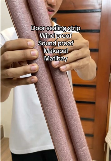 Durable Door Sealing Strip for Weather and Sound Insulation