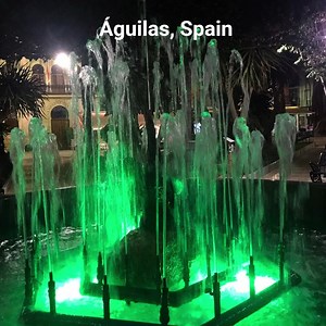 What was the reason behind the lighting up of buildings worldwide on October 5th? 💡 Find out below. ⬇️ Thanks to Meningitis Centre Australia, Asociación Española Contra La Meningitis, The Meningitis Foundation Aotearoa New Zealand, Meningitis Foundation Canada and our colleagues within Meningitis Research Foundation for organizing this beautiful display. #DefeatMeningitis Video description: A video of buildings across the world lighting up for World Meningitis Day: Parliament building (Galicia,