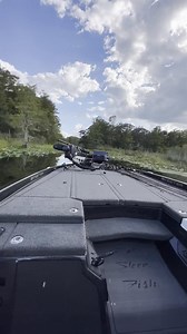 Running in 6-8 inches with Bob’s. #BobsMachine | @ Baylor Kinney #bassboat #bassfishing #fishing #yamahaoutboards | Bob's Machine Shop