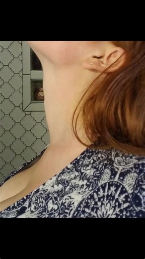 Throwback feature! DM me to have your elegant neck featured! You can be tagged or anonymous! #modeling #longneck #fypage