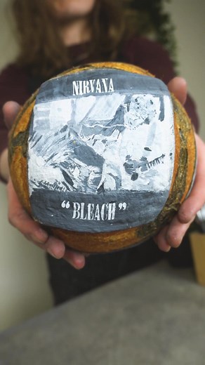 NIRVANA - BLEACH (1998) BREAD #nirvana #bleach #nirvanableach #kurtcobain #davegrohl #nirvanafans #nirvanaedit #sourdough #breadart