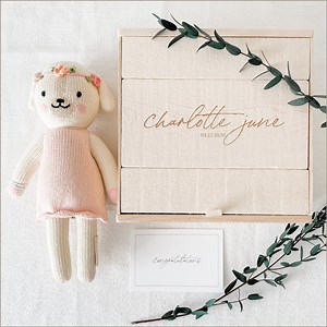 Personalized Girl Keepsake Box - Engraved Baby Shower Gift - Etsy