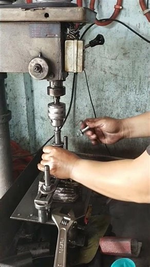 cylinder block drill honing #diy #mechanic #machinebuilder #diy #shortvideo #viralvideo