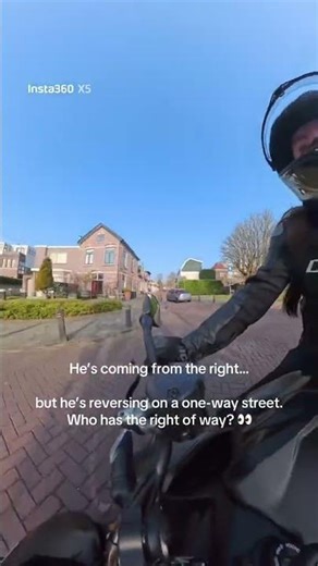 Traffic question. #bikerlife #biker #bikergirl #ducati #bikerpov