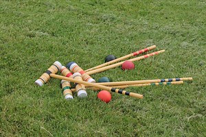How to Set Up and Play Croquet